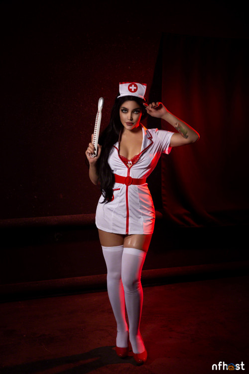 Kalinka Fox Nurse (14)