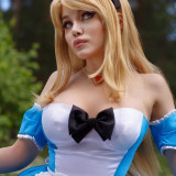 Kalinka-Fox-as-Alice-in-Wonderland-5