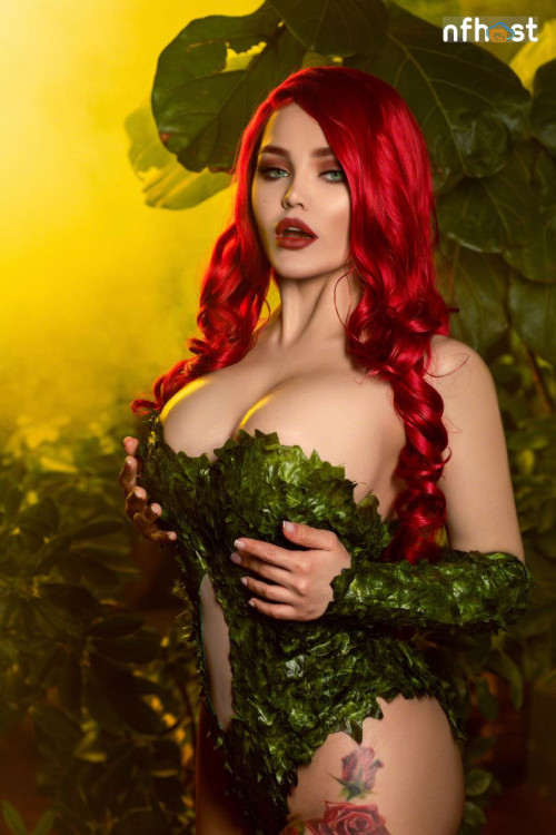 Kalinka-Fox---Poison-Ivy-14.jpg