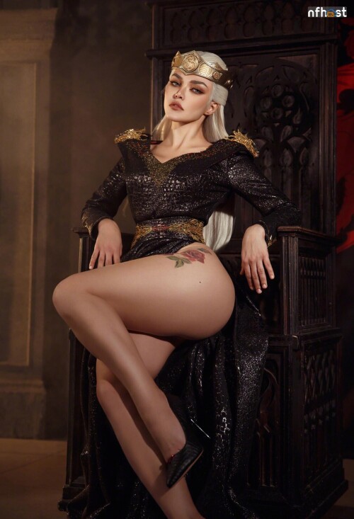 Kalinka-Fox---Rhaenyra-Targaryen-31.jpg