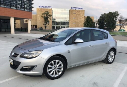 opel-astra-j-2013-lift-radio-podkarpackie-494231956.jpg