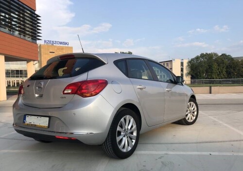 opel-astra-j-2013-lift-rzeszow-494231949.jpg